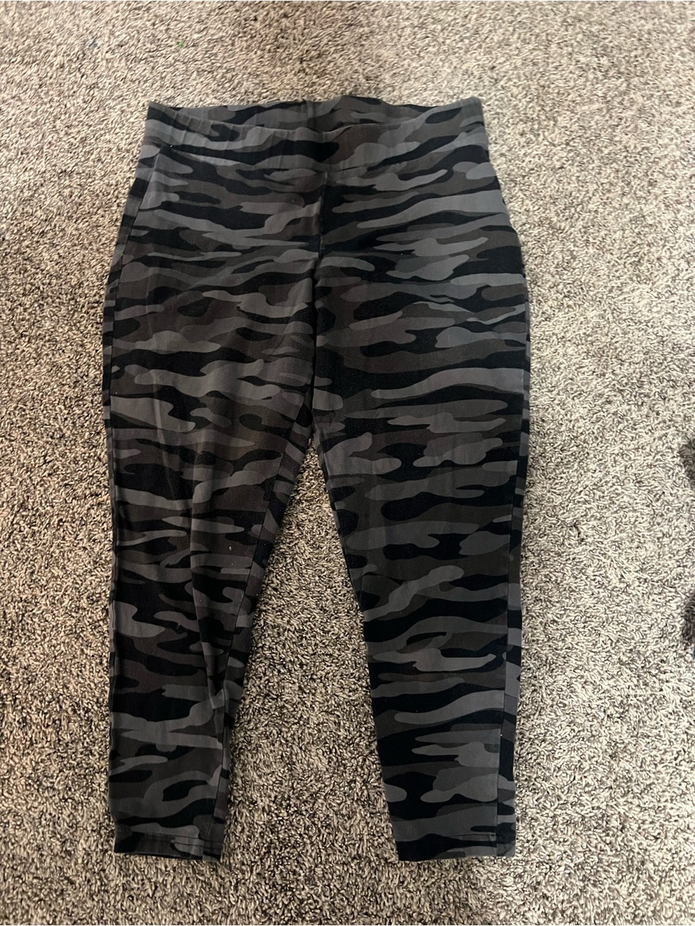 Black & Gray Camo Leggings